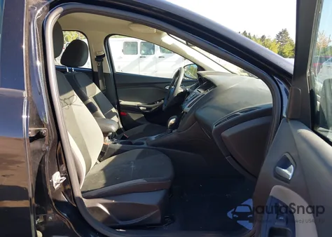 2014 Ford Focus Se from USA, damaged, VIN 1FADP3K27EL354526